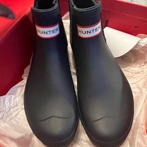 Navy blue new Chelsea hunter rain boots women’s 8
